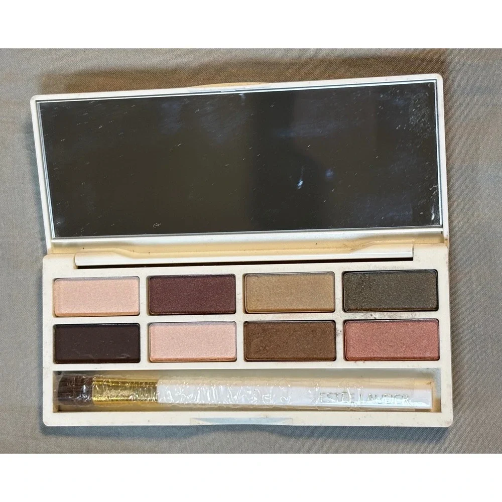 Estee Lauder Lilly Pulitzer Pure Color Eyeshadow Palette 8 Shades Floral Compact